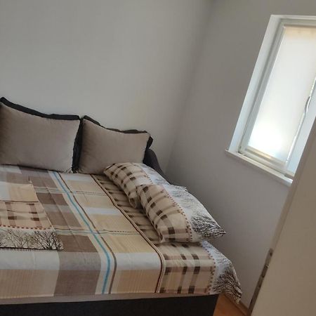 הרצג-נובי Jovana -- Porodicni Apartmani Igalo חדר תמונה