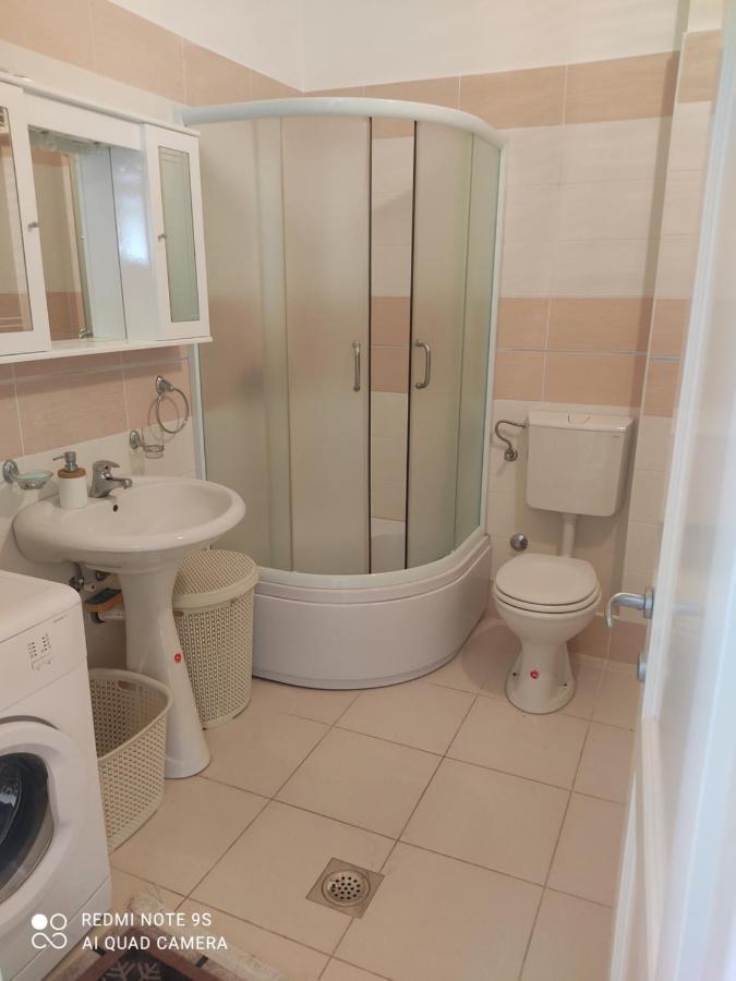 הרצג-נובי Jovana -- Porodicni Apartmani Igalo מראה חיצוני תמונה